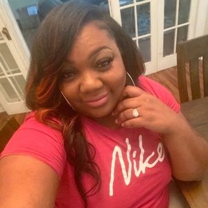 Meet your Posher, Evada